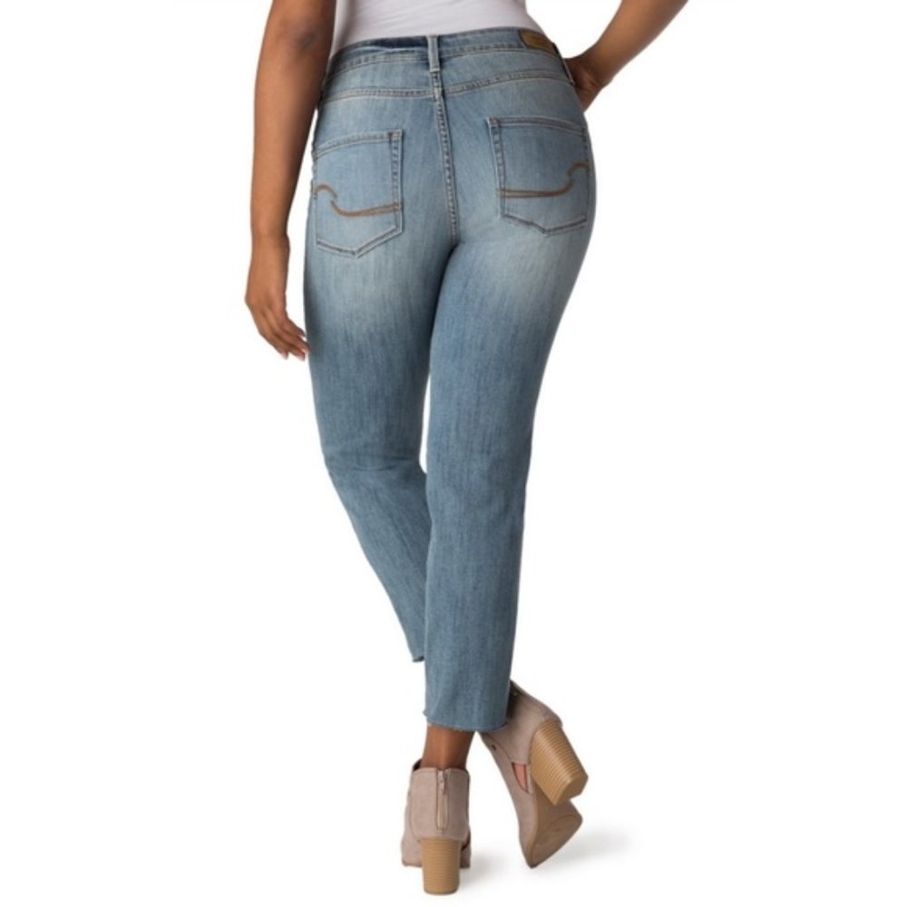Signature Levi High-Rise Slim Jeans-Sz 8